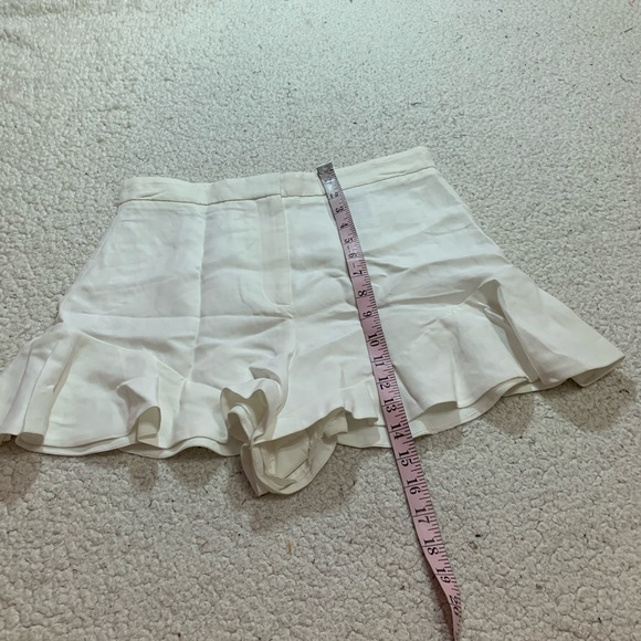 Sandro Paris white ruffled high rise shorts 40 - Picture 3 of 7